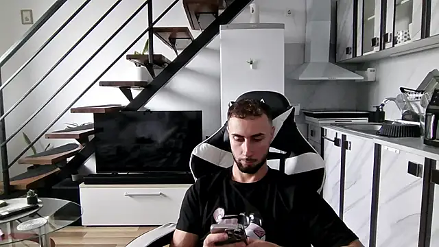 RyanStorm  online show from October 2025 03:21:01 PM