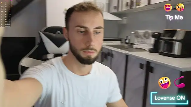 RyanStorm  online show from October 2025 03:47:02 PM