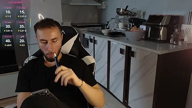 RyanStorm  online show from November 2025 01:55:02 PM