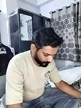 avi007p online show from January 2026 05:18:02 PM