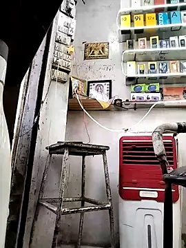 avi007p online show from February 2026 10:00:02 AM