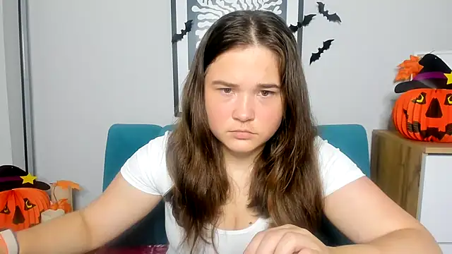 IsabellCharm online show from October 2025 12:48:02 PM