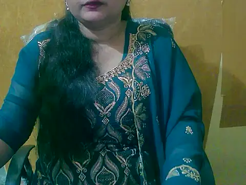 Snapshot of Saniya_K chatting on September 2025 05:07:01 PM Saniya K online show from September 2025 05:07:01 PM