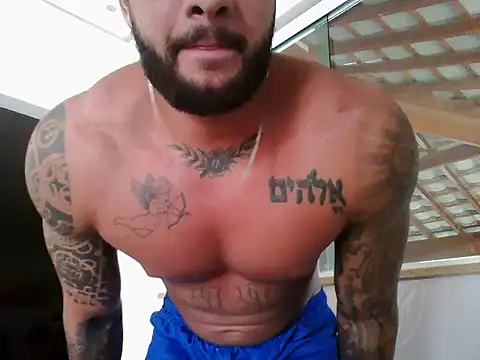 Snapshot of Mitt1993b chatting on September 2025 12:39:02 PM Mitt1993b online show from September 2025 12:39:02 PM