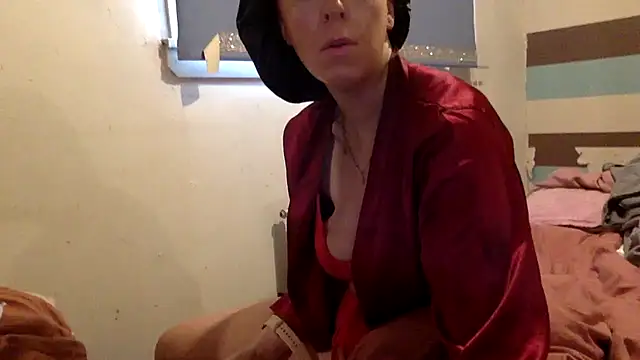 Bellababexox  online show from September 2025 04:28:02 PM