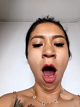 Liahdiaz  online show from October 2025 04:08:01 PM