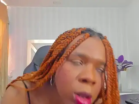 LicyEvans1 online show from October 2025 01:47:02 PM