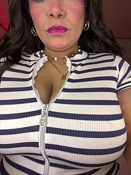 Snapshot of Vicky_Saidi chatting on May 2026 10:55:02 AM Vicky Saidi online show from May 2026 10:55:02 AM