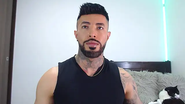 andrea de lucaa online show from February 2026 01:53:02 AM