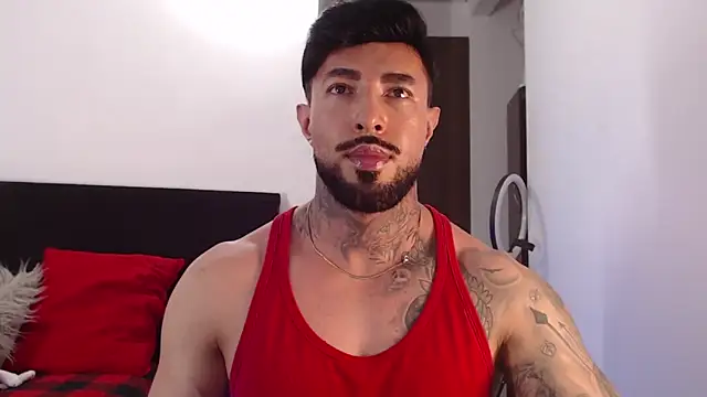 Snapshot of andrea_de_lucaa chatting on June 2026 03:48:01 AM andrea de lucaa online show from June 2026 03:48:01 AM
