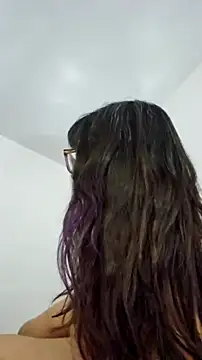 Snapshot of LeemaBean chatting on September 2025 06:08:02 PM LeemaBean online show from September 2025 06:08:02 PM