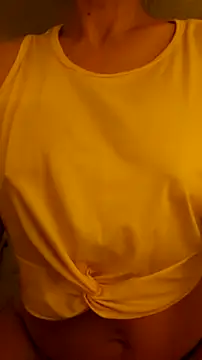 Snapshot of LeemaBean chatting on September 2025 04:38:01 AM LeemaBean online show from September 2025 04:38:01 AM