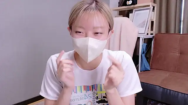 Snapshot of Nana__ch chatting on September 2025 05:09:02 AM Nana ch online show from September 2025 05:09:02 AM