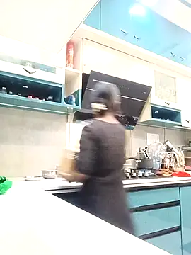 Snapshot of Sneha16 chatting on October 2025 03:05:02 AM Sneha16 online show from October 2025 03:05:02 AM