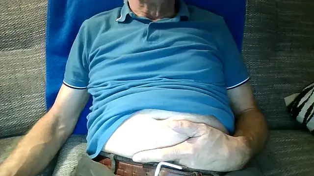 velikifant7 online show from January 2026 06:31:01 PM