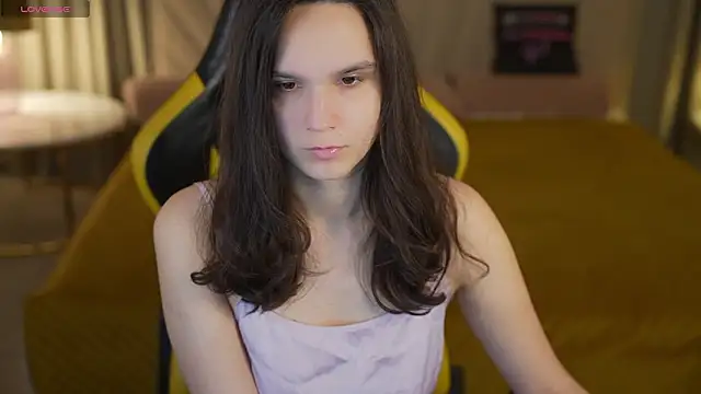 Snapshot of Cleo054 chatting on February 2026 03:51:02 PM Cleo054 online show from February 2026 03:51:02 PM