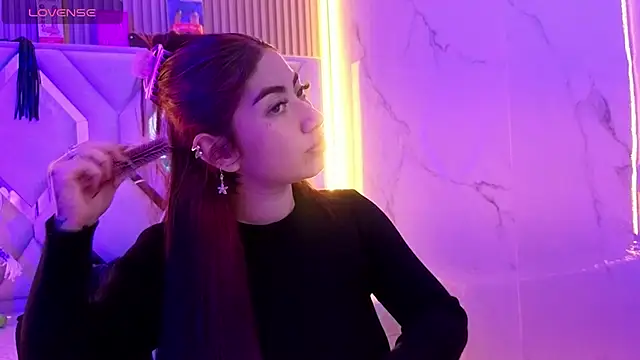 Sophia tf online show from March 2026 08:09:01 PM