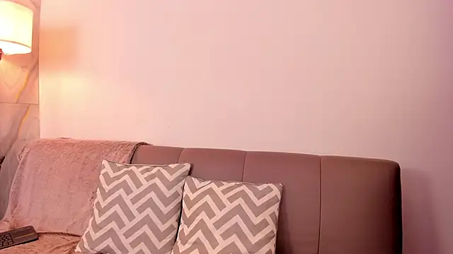 Tiffany Nm online show from March 2026 02:33:02 PM