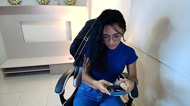 princequinn  online show from May 2026 12:07:01 AM