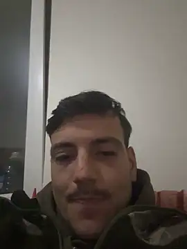 Bekooviva2 online show from December 2025 03:52:01 PM