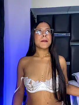 Kendra C online show from October 2025 01:05:02 AM