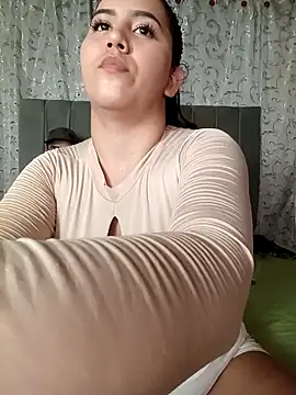 Snapshot of HOTEXTREMCOUPLE chatting on November 2025 03:19:02 AM HOTEXTREMCOUPLE online show from November 2025 03:19:02 AM