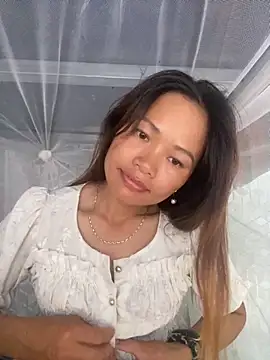 Snapshot of Xudaymin chatting on September 2025 03:54:01 AM Xudaymin online show from September 2025 03:54:01 AM