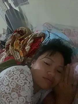 Snapshot of Xudaymin chatting on October 2025 08:42:01 PM Xudaymin online show from October 2025 08:42:01 PM