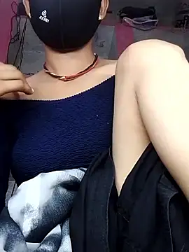 Snapshot of Hut_rotu_cute chatting on September 2025 11:16:01 PM Hut rotu cute online show from September 2025 11:16:01 PM