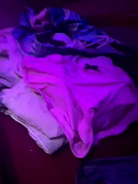 Snapshot of Tomek2224 chatting on November 2025 12:15:01 PM Tomek2224 online show from November 2025 12:15:01 PM