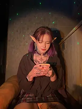 n1ghtcloud online show from October 2025 10:43:02 PM