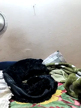 queenbuggi online show from March 2026 03:42:01 PM