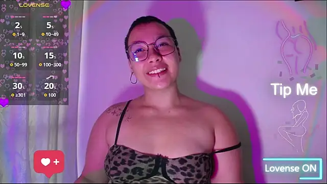 Snapshot of Cherry_vald chatting on June 2026 01:45:01 PM Cherry vald online show from June 2026 01:45:01 PM