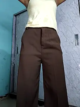 Snapshot of Nisha_cam12 chatting on October 2025 05:10:02 PM Nisha cam12 online show from October 2025 05:10:02 PM