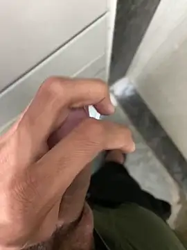 Snapshot of RahulisHorny_007 chatting on October 2025 11:33:02 AM RahulisHorny 007 online show from October 2025 11:33:02 AM