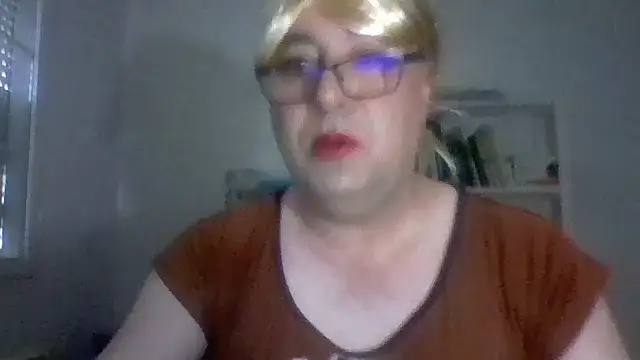 Snapshot of nataliacd chatting on September 2025 03:11:01 PM nataliacd online show from September 2025 03:11:01 PM