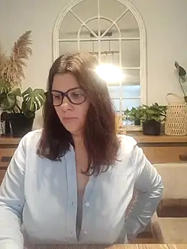 Snapshot of Aambre95Esexy chatting on October 2025 07:11:01 AM Aambre95Esexy online show from October 2025 07:11:01 AM