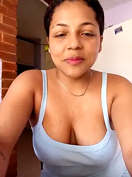 Snapshot of veronica_em1 chatting on May 2026 04:11:01 PM veronica em1 online show from May 2026 04:11:01 PM