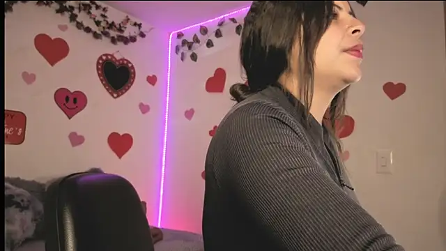 MiaCollinssx online show from March 2026 04:20:01 PM