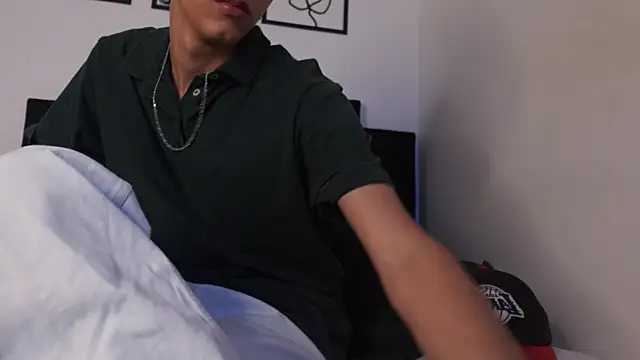 alexmark  online show from February 2026 01:21:01 PM