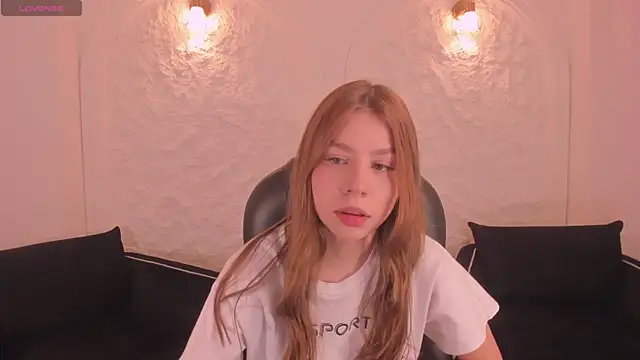 TiffannySins online show from December 2025 03:13:02 AM