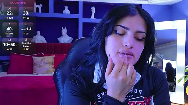 sari belle online show from October 2025 09:11:01 PM