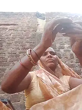 Snapshot of Sonia66w chatting on October 2025 09:07:02 AM Sonia66w online show from October 2025 09:07:02 AM