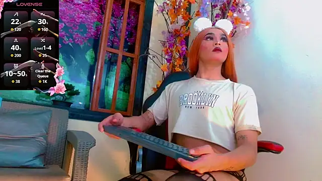 Natasha clifford online show from December 2025 07:31:01 PM