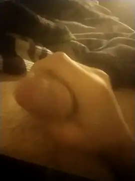 Snapshot of Yhnist34 chatting on February 2026 10:11:01 PM Yhnist34 online show from February 2026 10:11:01 PM