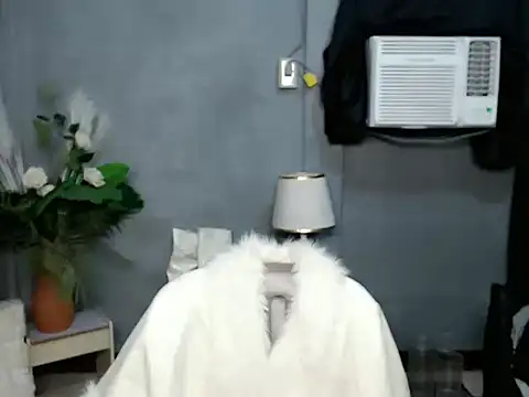 Snapshot of scarlet_enchantress chatting on September 2025 05:04:01 PM scarlet enchantress online show from September 2025 05:04:01 PM