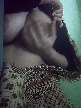 Snapshot of Cute_dolly23 chatting on July 2026 08:37:01 PM Cute dolly23 online show from July 2026 08:37:01 PM