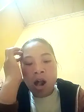 Milan6789 online show from November 2025 10:25:02 PM