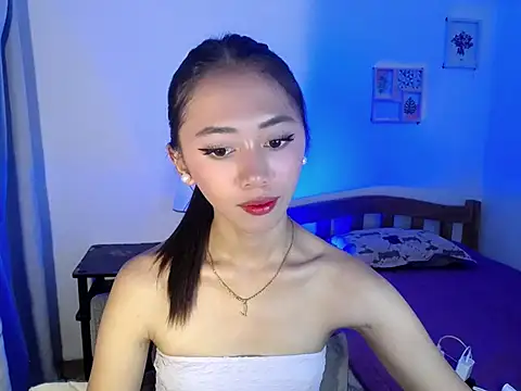 lovely kiannaHugecock online show from March 2026 07:49:01 AM