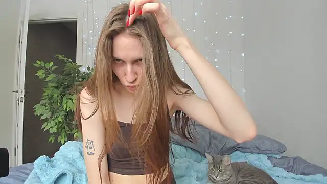 Kelly Gerzikaa online show from February 2026 06:00:02 AM